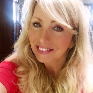 Meet your Posher, Louise